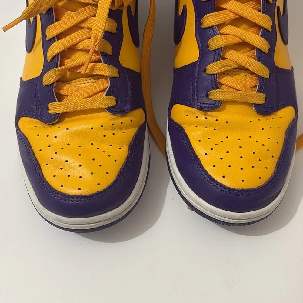 Nike Men’s Dunk High Retro Lakers Edition Purple  and Gold Sneakers  Size 8.5